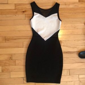 Black and white mesh curvy dress